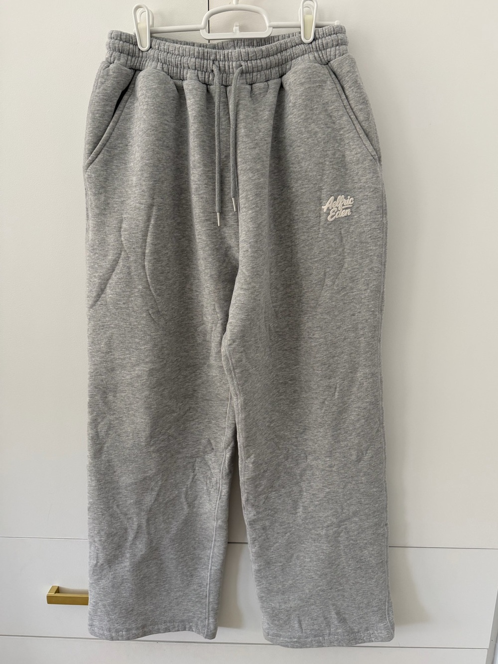 Aelfric Eden baggy gray sweatpants